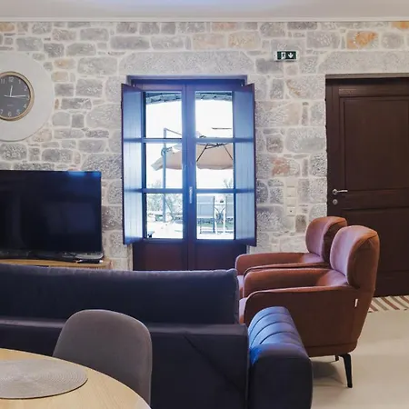 Lejlighed 'acroterra Stone House', Areopoli, Mani Areopoli